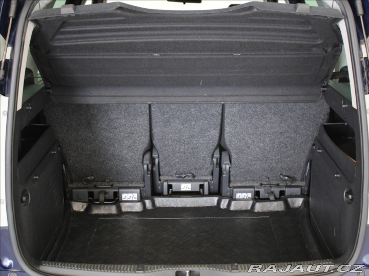 Škoda Roomster 1,6 TDi Style 2.maj.ČR 76 2010