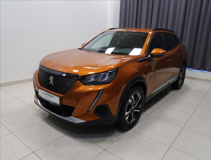 Peugeot 2008 1,2 i ALLURE  PureTech 10