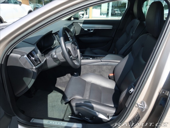 Volvo V90 2,0 B4 AWD AUT CROSS COUN 2022