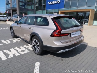 Volvo V90 2,0 B4 AWD AUT CROSS COUN 2022