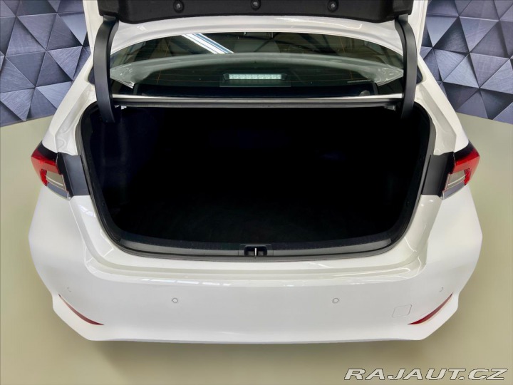 Toyota Corolla 1,8 HYBRID e-CVT COMFORT, 2020