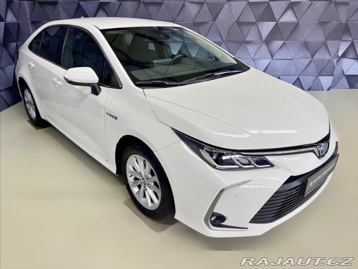 Toyota Corolla 1,8 HYBRID e-CVT COMFORT, 2020
