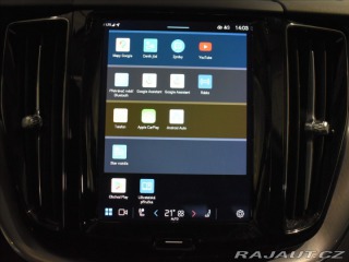 Volvo XC60 2,0 B4 AWD Momentum Bezkl 2021