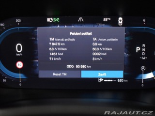 Volvo XC60 2,0 B4 AWD Momentum Bezkl 2021