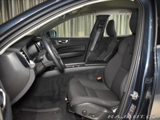 Volvo XC60 2,0 B4 AWD Momentum Bezkl 2021