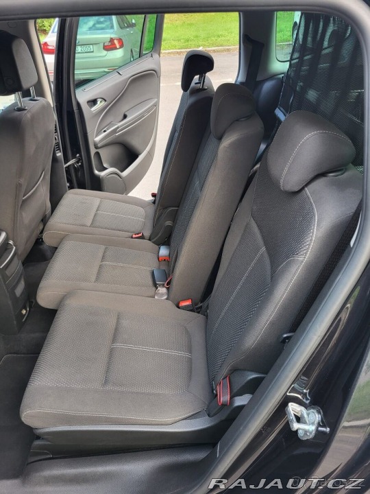 Opel Zafira 2,0 BiTurbo, 195 HP, 1. 1800