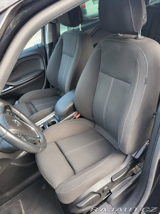Opel Zafira 2,0 BiTurbo, 195 HP, 1. 1800