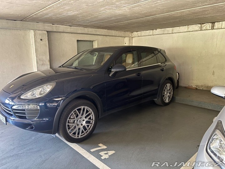 Porsche Cayenne 4,8 V8 , Panorama,Bose 2011