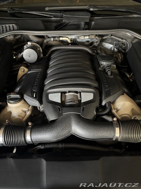 Porsche Cayenne 4,8 V8 , Panorama,Bose 2011