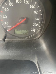 Volkswagen Transporter 2,5 T4 9 míst 2000