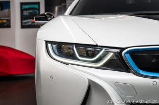 BMW i8  2015