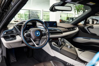 BMW i8  2015