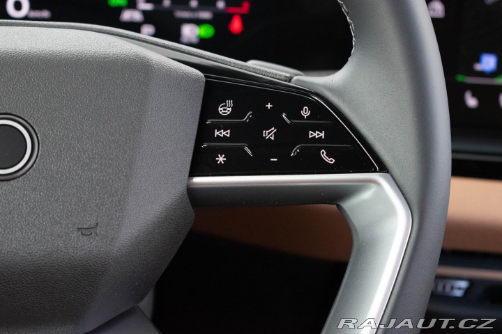 Audi A6 3.0 TFSI 4x4 S-LINE*VZDUC 2025