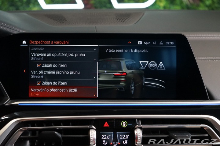 BMW X7 M50i*6-MÍST*NEZ.TOP*ZÁRUK 2022