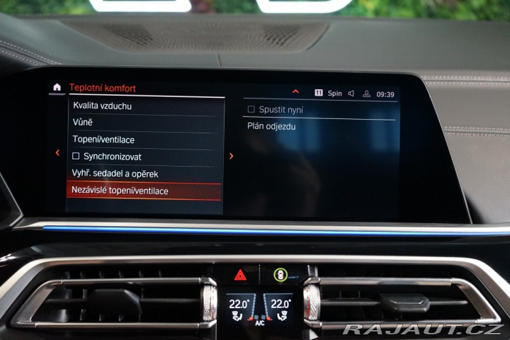 BMW X7 M50i*6-MÍST*NEZ.TOP*ZÁRUK 2022