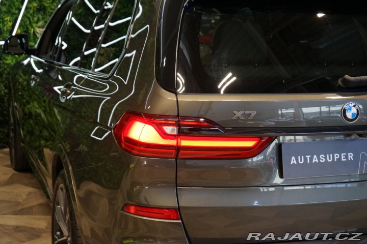 BMW X7 M50i*6-MÍST*NEZ.TOP*ZÁRUK 2022
