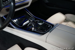 BMW X7 M50i*6-MÍST*NEZ.TOP*ZÁRUK 2022