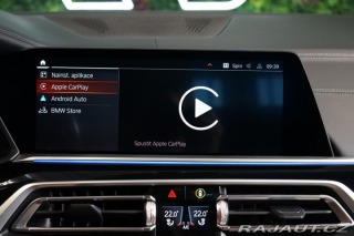 BMW X7 M50i*6-MÍST*NEZ.TOP*ZÁRUK 2022
