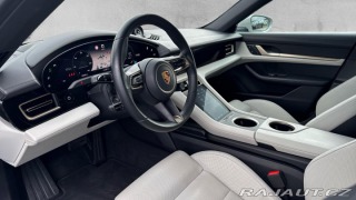 Porsche Taycan 4S Cross Turismo 2022