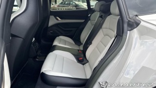 Porsche Taycan 4S Cross Turismo 2022