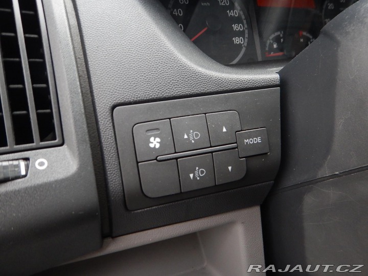Citroën Jumper 2.2 HDI, 9 MÍST, TAŽNÉ 2011