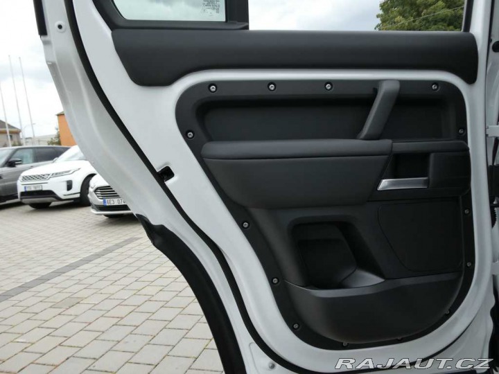 Land Rover Defender 110 3,0 S D200 *BLACK FRI 2025