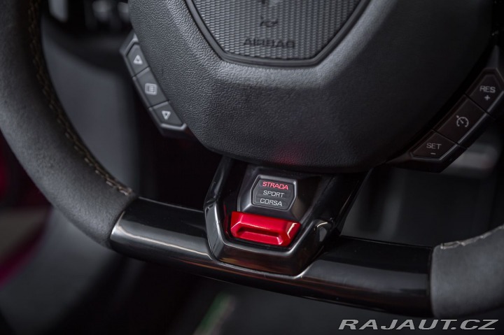 Lamborghini Huracán EVO Spyder Viola Bast 1800