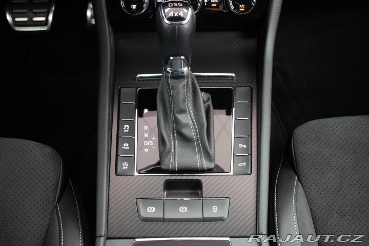 Škoda Superb TDI 140 SPORTLINE*4x4*ČR 2020