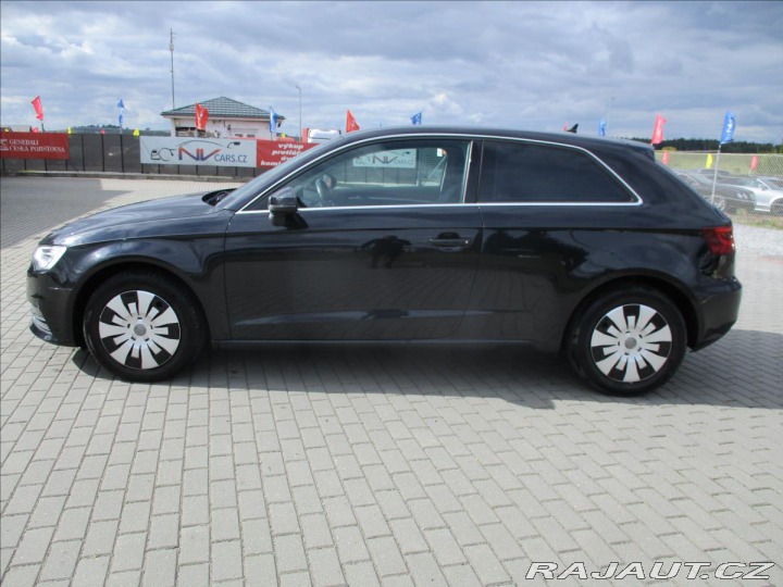 Audi A3 1,6 TDi 77kw Ambiente, GP 2013