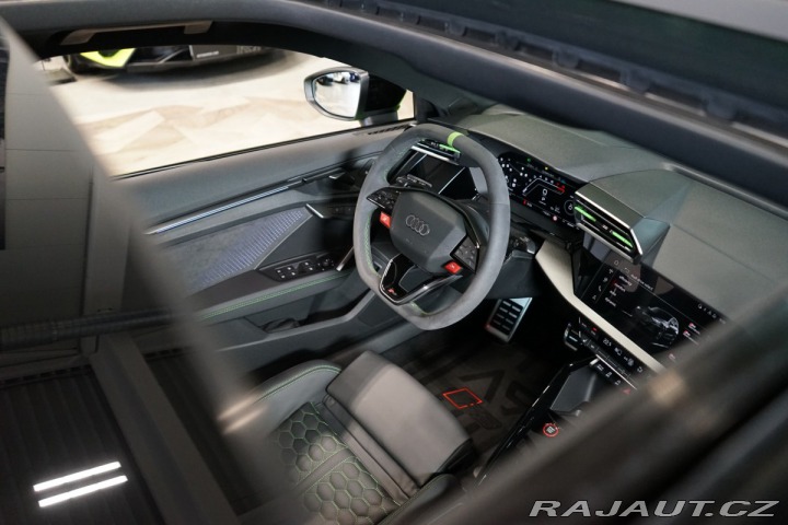 Audi RS3 SPORTBACK*SONOS*360*MATRI 2025