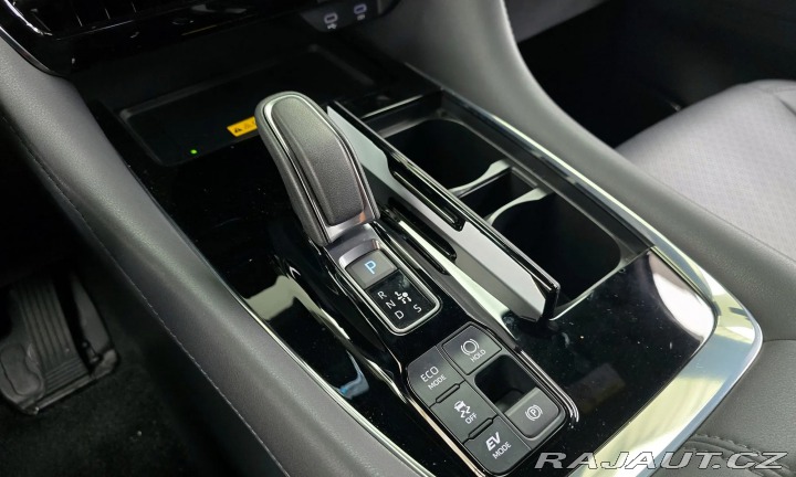 Toyota Ostatní modely ALPHARD HYBRID AWD - LHD 2024