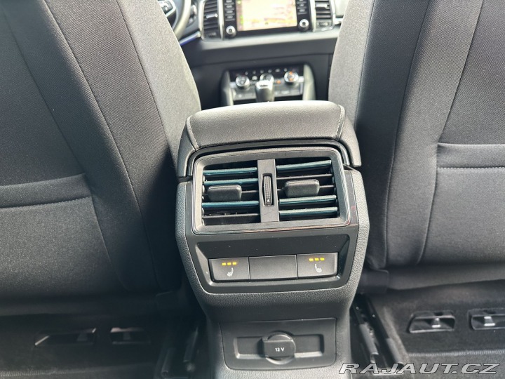 Škoda Karoq 1,0TSI 81kW CLEVER ZÁRUKA 2021