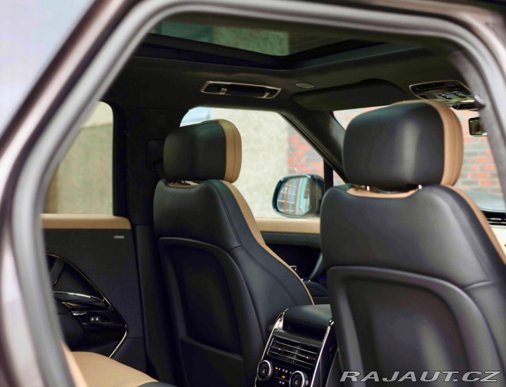 Land Rover Range Rover Sport P550e 3.0 V6 AUTOBIOGRAP 2023