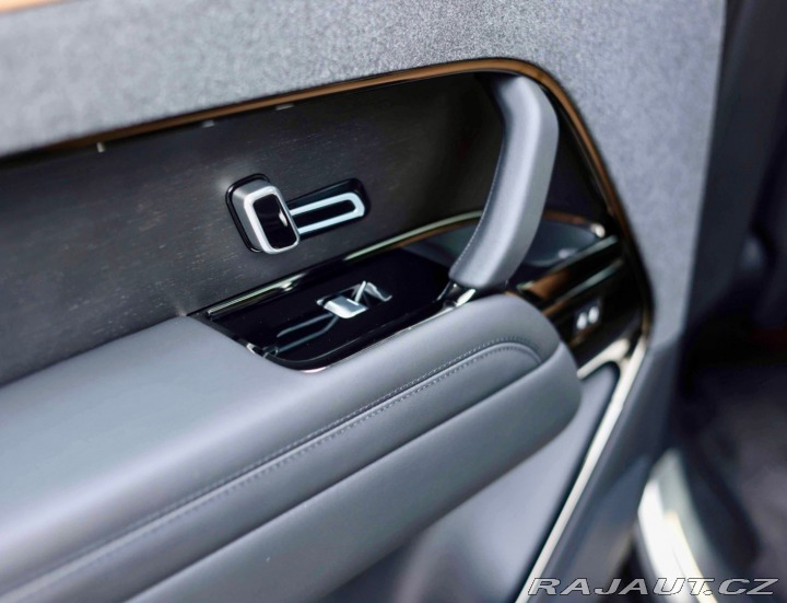 Land Rover Range Rover Sport P550e 3.0 V6 AUTOBIOGRAP 2023