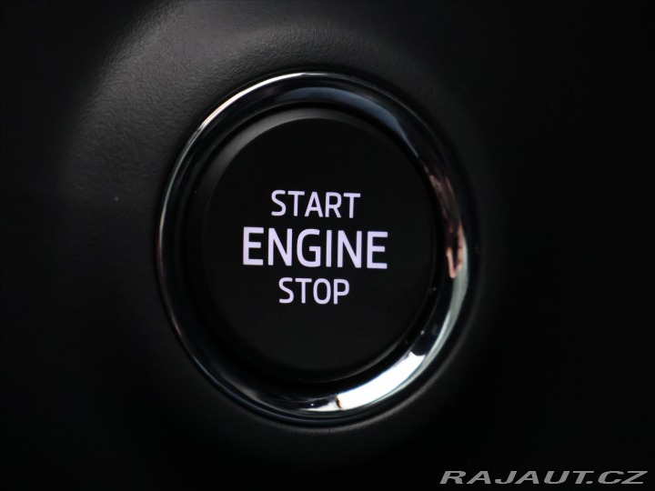 Škoda Karoq 2,0 TDI 4x4 DSG Sportline 2024