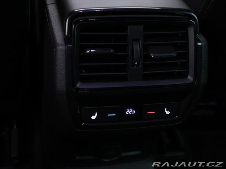 Škoda Karoq 2,0 TDI 4x4 DSG Sportline 2024