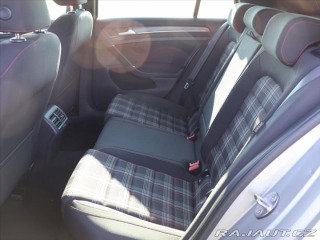 Volkswagen Golf 2,0 GTI 180kW DSG Perform 2017