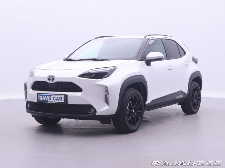 Toyota Yaris Cross 1,5 HEV e-CVT AWD CZ Comf 2025