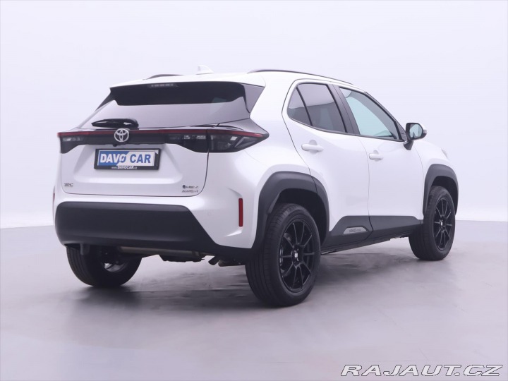 Toyota Yaris Cross 1,5 HEV e-CVT AWD CZ Comf 2025
