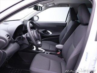 Toyota Yaris Cross 1,5 HEV e-CVT AWD CZ Comf 2025