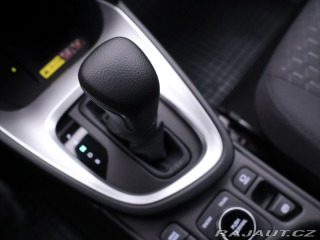 Toyota Yaris Cross 1,5 HEV e-CVT AWD CZ Comf 2025