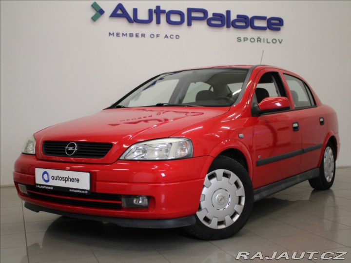 Opel Astra 1,6 i 76kW Classic 2.maj. 2009