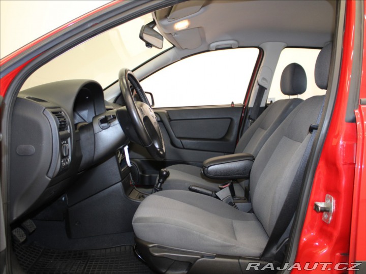 Opel Astra 1,6 i 76kW Classic 2.maj. 2009