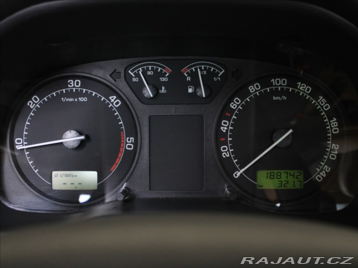 Škoda Octavia 1,9 TDi 81kW Eleg.2.maj.1 2002