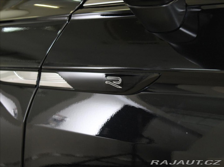 Volkswagen Tiguan Allspace 2,0 TDi 147kW 4x4 R-Line 2023