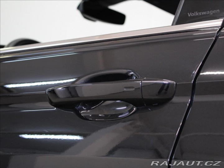 Volkswagen Tiguan Allspace 2,0 TDi 147kW 4x4 R-Line 2023