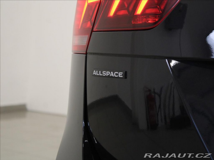 Volkswagen Tiguan Allspace 2,0 TDi 147kW 4x4 R-Line 2023