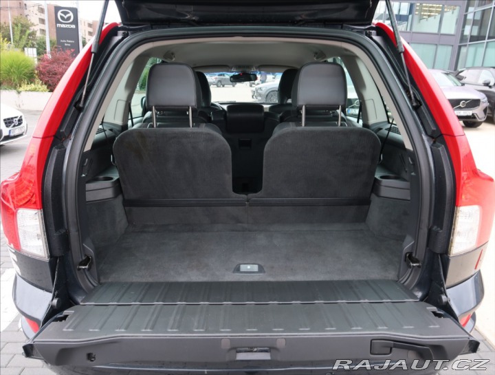Volvo XC90 2,4 D5 AWD AUT 7-MÍST 2011