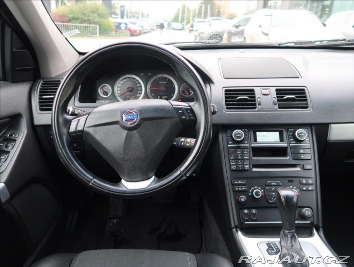 Volvo XC90 2,4 D5 AWD AUT 7-MÍST 2011