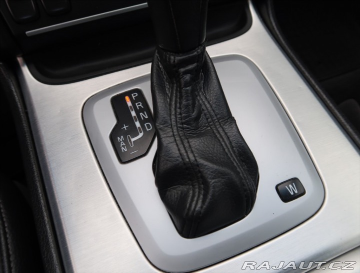 Volvo XC90 2,4 D5 AWD AUT 7-MÍST 2011